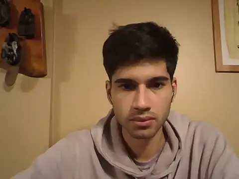 Snapshot of nachocum1 chatting on 09/19/25, 02:24 nachocum1 online show from 09/19/25, 02:24