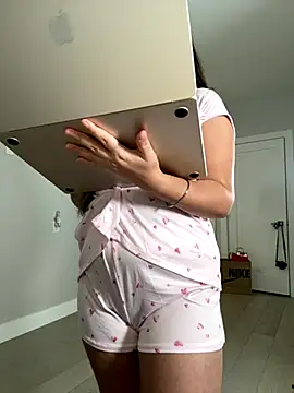 jAsMinE678 online show from 11/30/25, 05:39