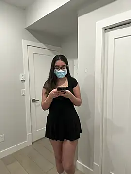 jAsMinE678 online show from 04/17/26, 06:44