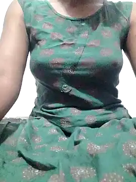 rituporna2004 online show from 01/16/25, 12:55