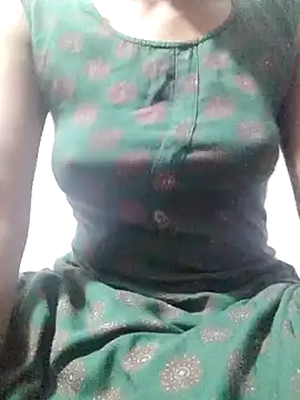 rituporna2004 online show from 01/20/25, 02:46