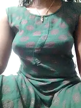 rituporna2004 online show from 02/13/25, 05:26