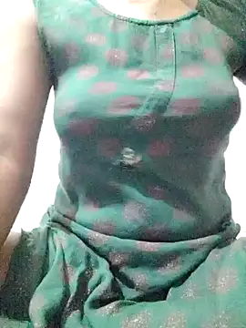 rituporna2004 online show from 03/10/25, 02:26