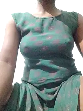 rituporna2004 online show from 11/28/25, 03:09