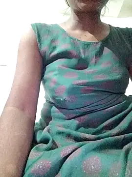 Snapshot of rituporna2004 chatting on 01/16/26, 04:38 rituporna2004 online show from 01/16/26, 04:38