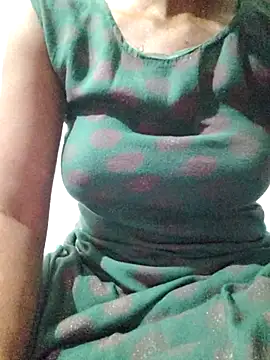 Snapshot of rituporna2004 chatting on 02/02/26, 01:48 rituporna2004 online show from 02/02/26, 01:48