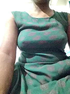 Snapshot of rituporna2004 chatting on 02/07/26, 02:43 rituporna2004 online show from 02/07/26, 02:43