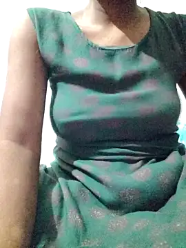 Snapshot of rituporna2004 chatting on 02/14/26, 02:25 rituporna2004 online show from 02/14/26, 02:25