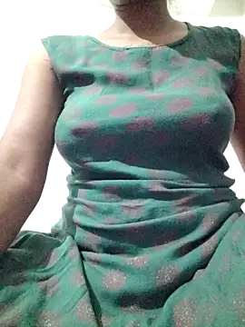 Snapshot of rituporna2004 chatting on 03/18/26, 01:36 rituporna2004 online show from 03/18/26, 01:36