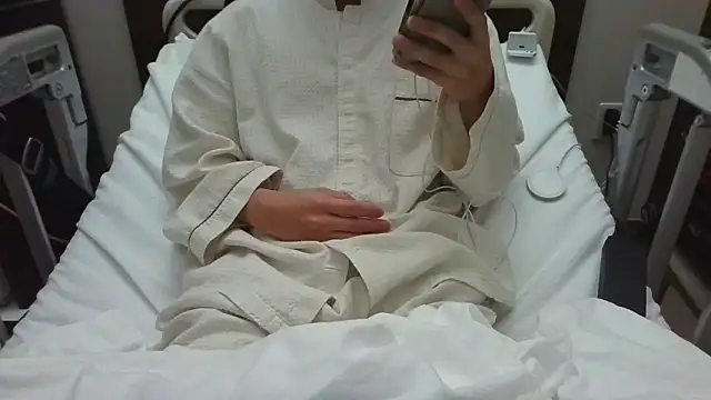 matu050556 online show from 12/21/25, 10:33