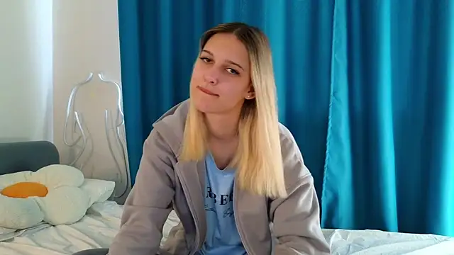 KimberliDean online show from 02/26/25, 04:14