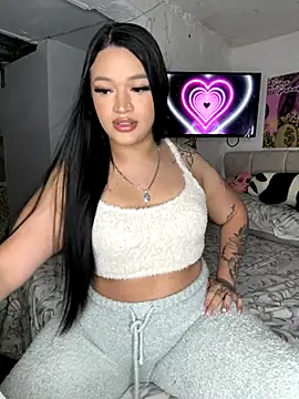 GemaGranadoss online show from 10/10/25, 11:04