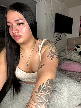 GemaGranadoss online show from 11/15/25, 03:04