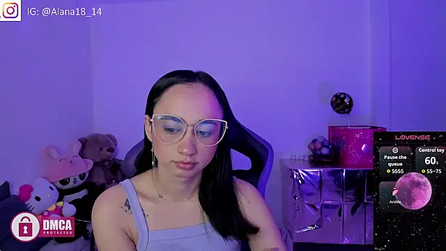 Alana Pherson online show from 09/19/25, 04:36