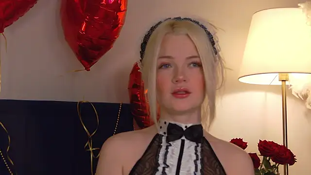 MilaDemies online show from 01/05/25, 03:32