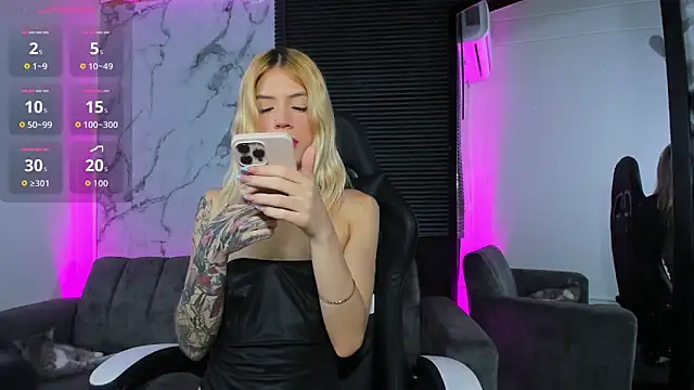 Courtney gonet online show from 02/04/26, 12:11