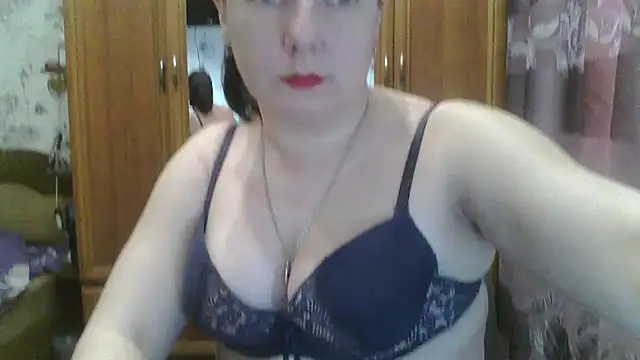 SophieNightAh online show from 01/25/25, 10:40