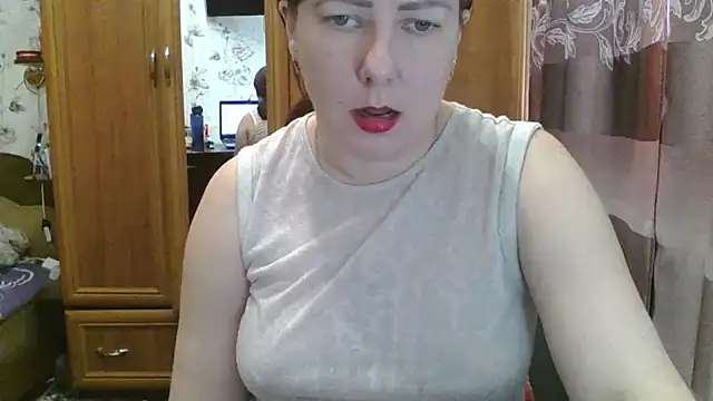 SophieNightAh online show from 02/02/25, 11:19