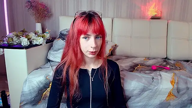 Snapshot of Meowroslava chatting on 10/07/25, 11:29 Meowroslava online show from 10/07/25, 11:29