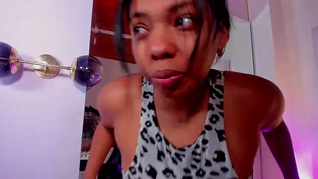 lia mariana online show from 01/08/25, 05:05