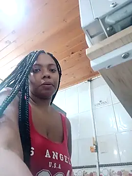 lia mariana online show from 11/11/25, 05:57