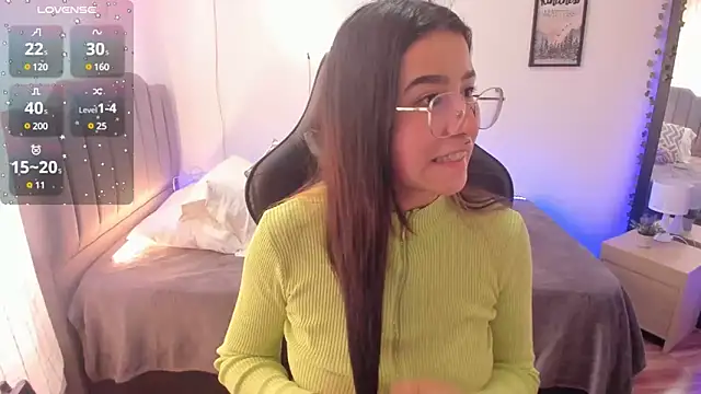Snapshot of Amy_joones chatting on 01/13/25, 07:31 Amy joones online show from 01/13/25, 07:31