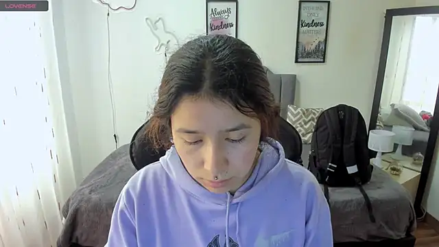 Snapshot of Amy_joones chatting on 09/19/25, 12:17 Amy joones online show from 09/19/25, 12:17