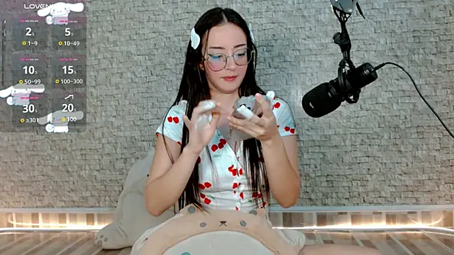 emma unu online show from 04/16/26, 03:18