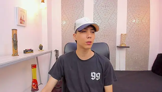 Nikolay Gregori online show from 11/20/25, 04:34