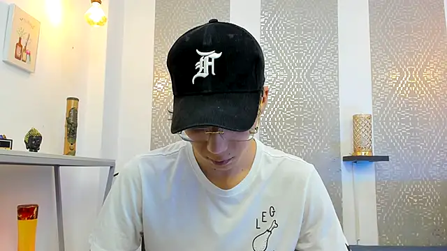 Nikolay Gregori online show from 12/03/25, 05:04