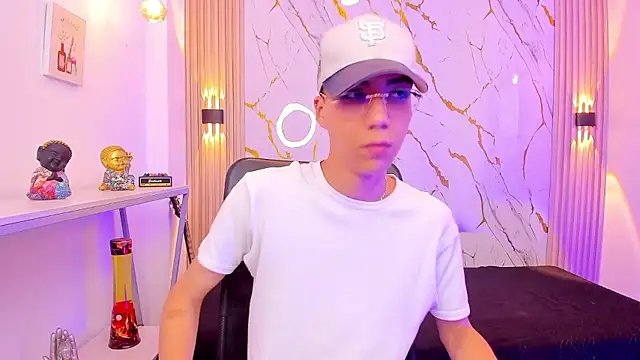 Nikolay Gregori online show from 01/15/26, 04:17