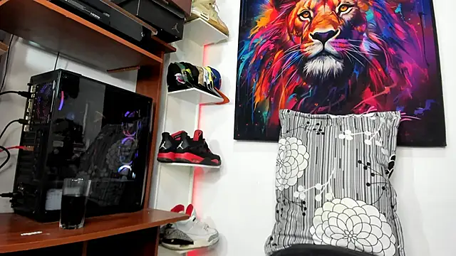 Pantera black 21 online show from 02/18/25, 08:49