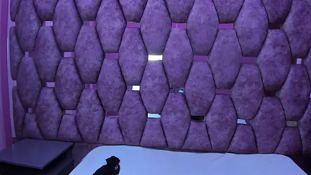 AlaSmith online show from 10/12/25, 02:32