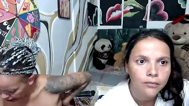 manzanahot9 online show from 10/07/25, 07:55