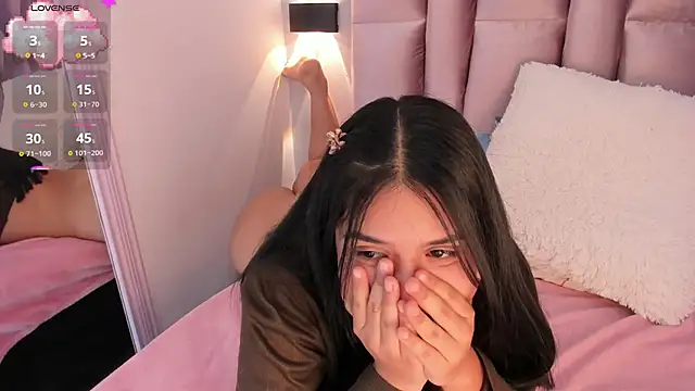 Snapshot of NikyBrookss chatting on 03/15/25, 01:29 NikyBrookss online show from 03/15/25, 01:29