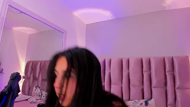 Snapshot of NikyBrookss chatting on 09/14/25, 12:37 NikyBrookss online show from 09/14/25, 12:37