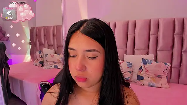 Snapshot of NikyBrookss chatting on 09/23/25, 11:02 NikyBrookss online show from 09/23/25, 11:02