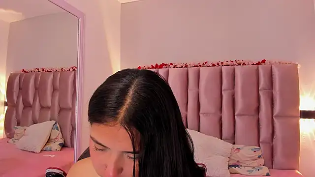 Snapshot of NikyBrookss chatting on 09/26/25, 11:25 NikyBrookss online show from 09/26/25, 11:25