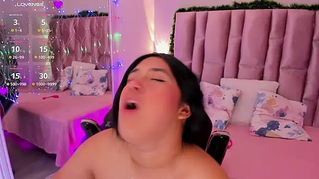 Snapshot of NikyBrookss chatting on 11/27/25, 01:57 NikyBrookss online show from 11/27/25, 01:57