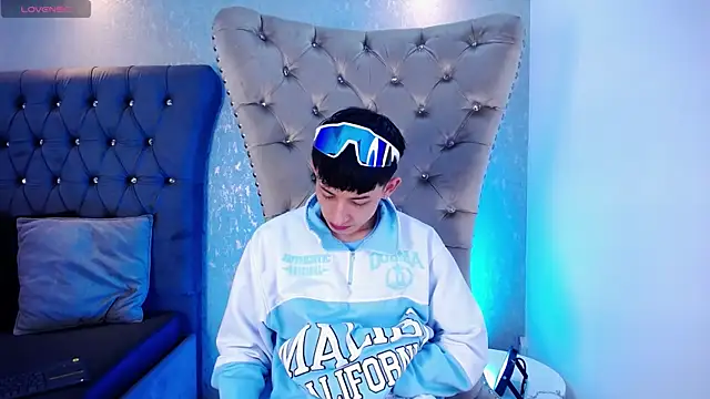 MaikCarver online show from 01/14/26, 03:56