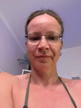 AnnikaRose online show from 07/07/26, 02:58