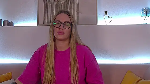 MariaNeumann online show from 01/28/25, 03:46