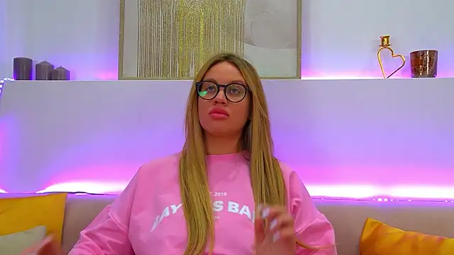 MariaNeumann online show from 02/09/25, 09:28