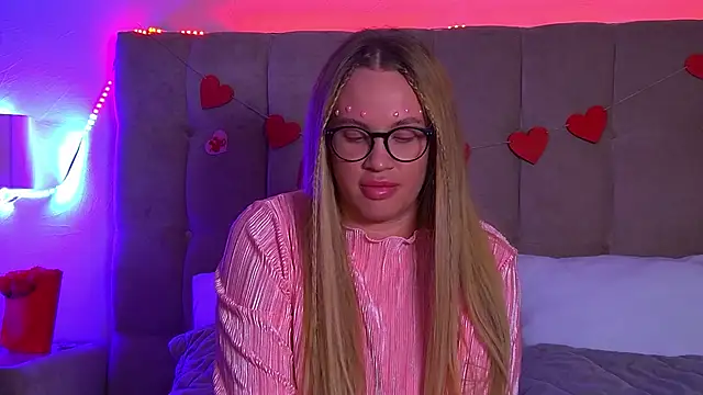 MariaNeumann online show from 02/14/25, 06:51