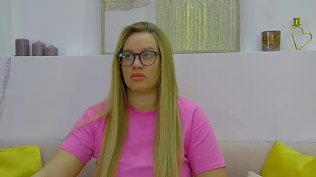 MariaNeumann online show from 02/25/25, 07:31