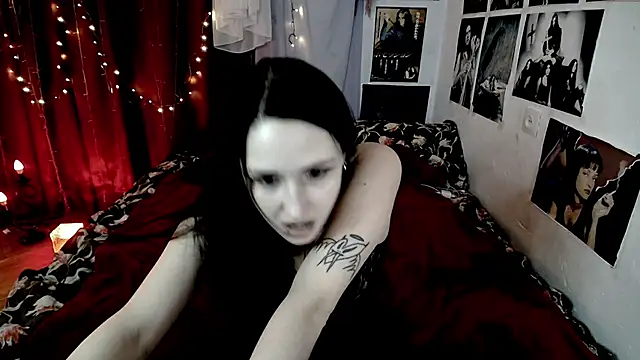 Snapshot of Tricky_Vicky666 chatting on 01/11/26, 12:15 Tricky Vicky666 online show from 01/11/26, 12:15