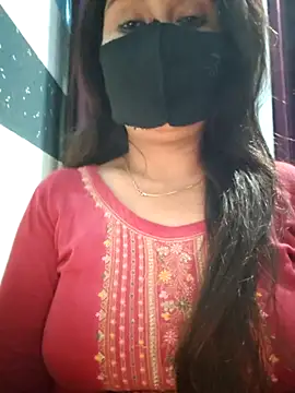 Aishwaryaa 69 online show from 02/24/25, 03:42