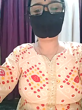 Aishwaryaa 69 online show from 10/24/25, 10:11