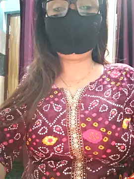 Aishwaryaa 69 online show from 11/13/25, 08:13