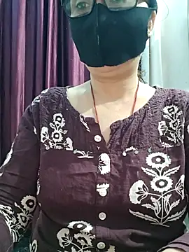 Aishwaryaa 69 online show from 02/19/26, 07:37